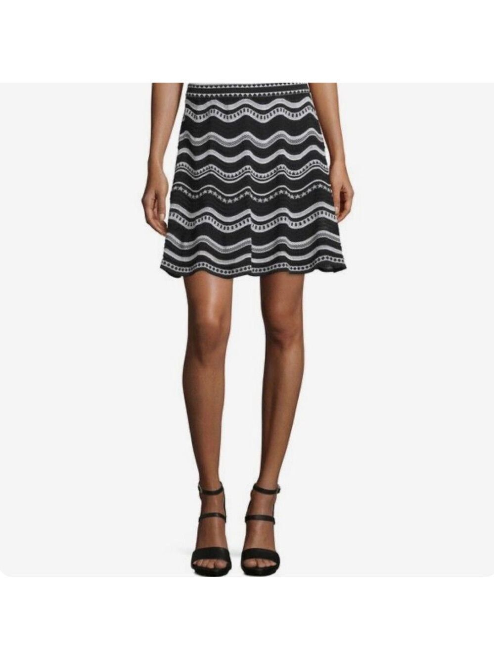 Women's Missoni Black & White Striped Mini Skirt Size 6 Collectors Piece!